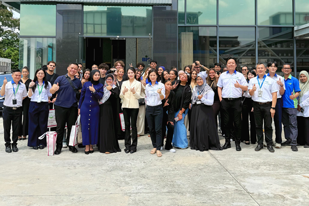 Mahasiswa Prancis Mendalami Inovasi Kesehatan Halal Malaysia di Bioalpha 🇫🇷